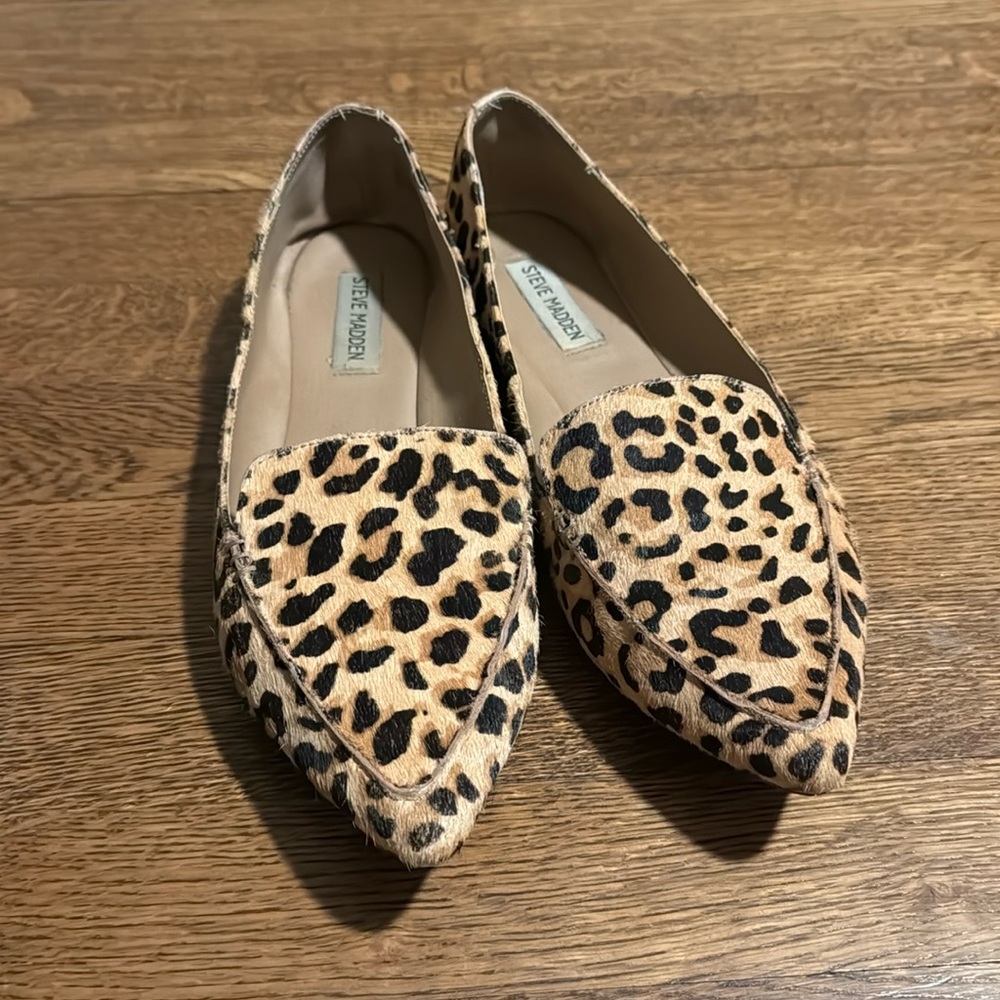 Steve Madden Leopard Flats